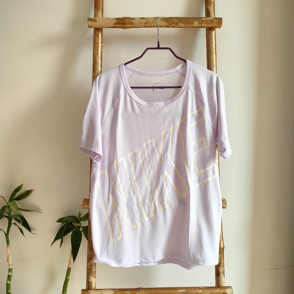 Nike Original Lavender T-Shirt - Picture 6 of 15